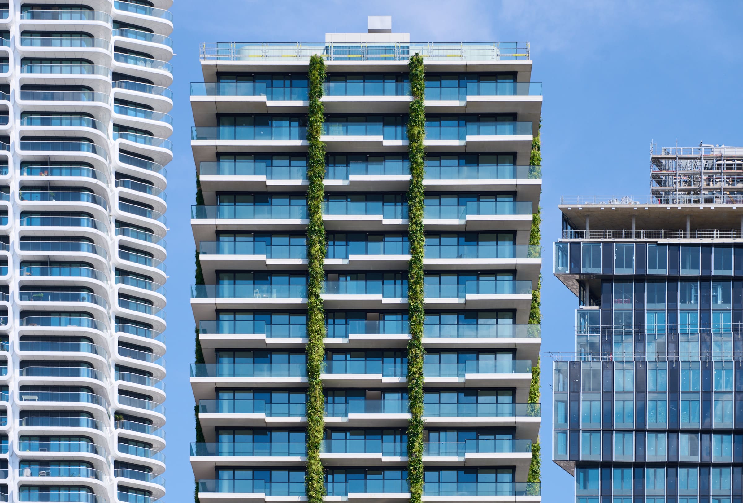 A vision of a green future: the smart investment in green buildings